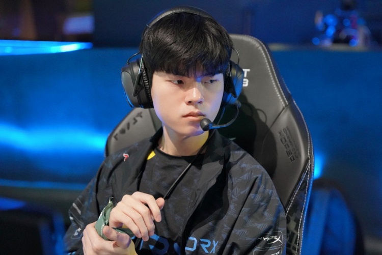 反击到阵地 反击到阵地