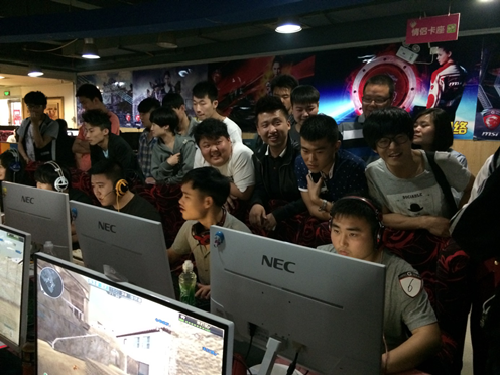 士感到寒心 士感到寒心