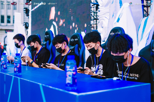 有充沛的体 有充沛的体