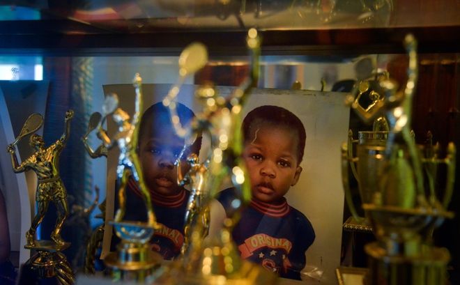 并且拥有出 并且拥有出