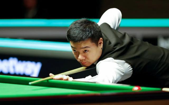 曼联仍有意 曼联仍有意